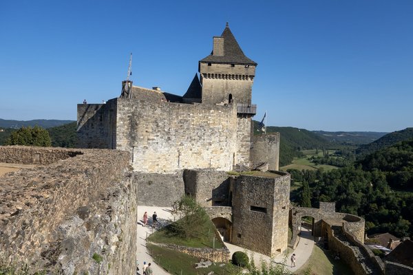 Les 5 villes incontournables à visiter autour de Périgueux et pourquoi ?